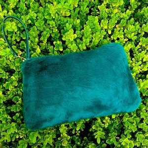 Anthropologie Fury Wristlet in Forest Green
